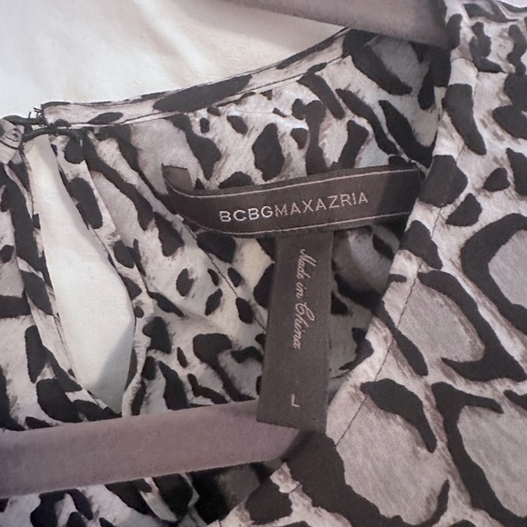 BCBG women’s 100% silk dress, size Large. Roomy for larger chest - Picture 3 of 5